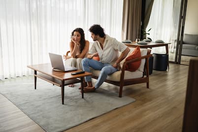 Discovering the Proper On-line Treatment Structure for Your Courting gettyimages 2261704721 1.jpg